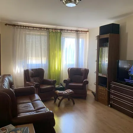 Carlotta Home